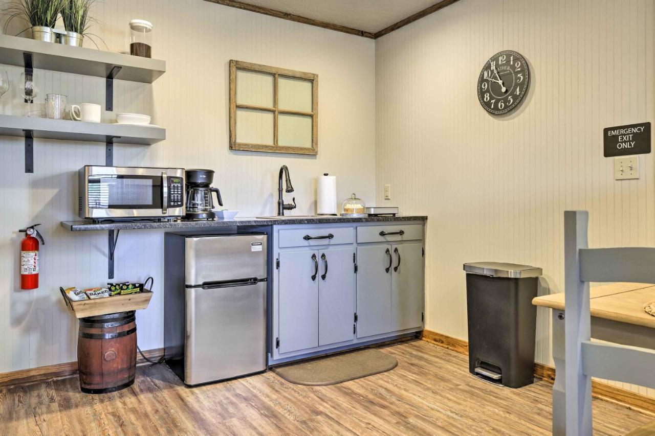 Cozy Fredericksburg Studio Near Wineries! Buitenkant foto