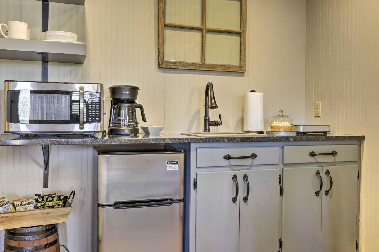 Cozy Fredericksburg Studio Near Wineries! Buitenkant foto